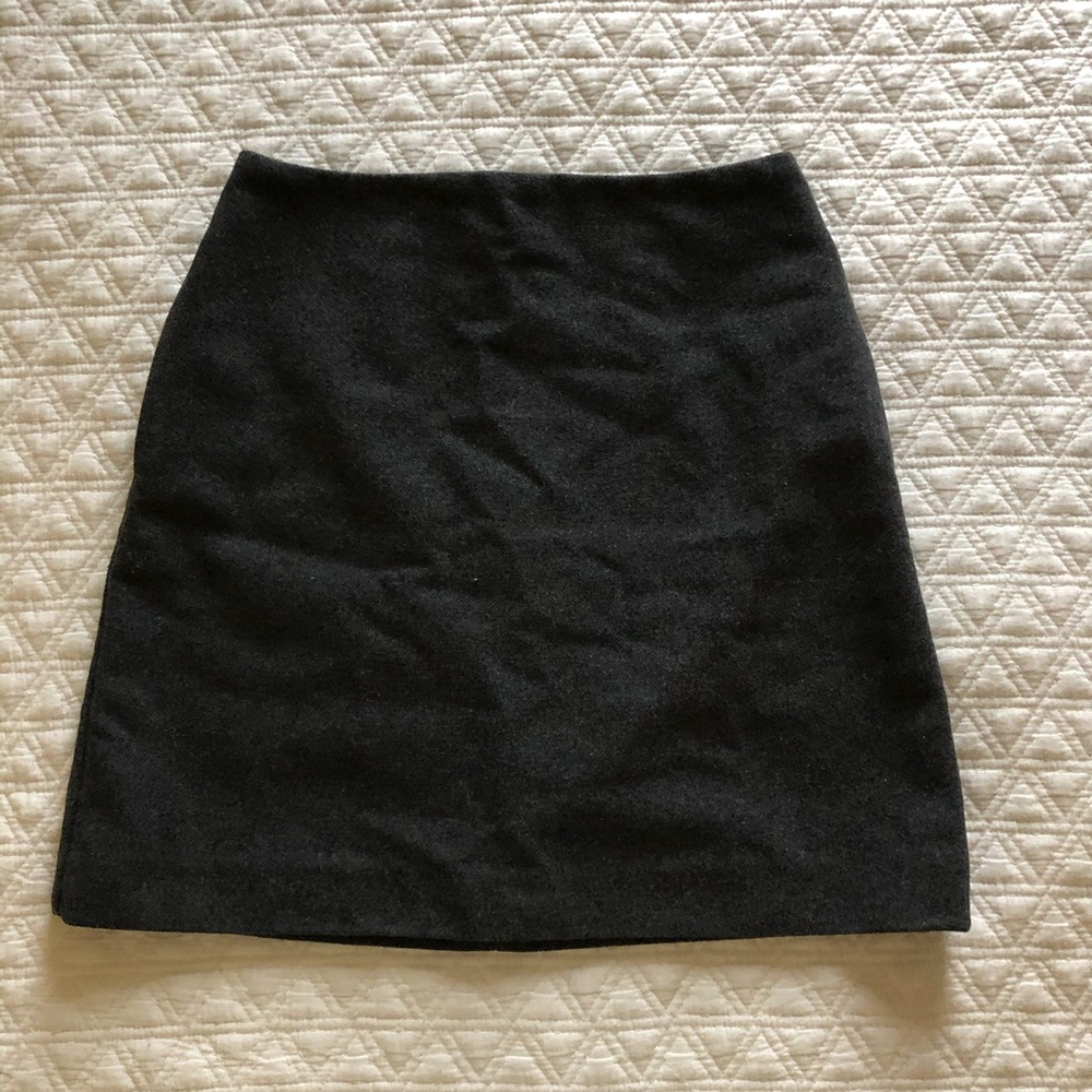 Uniqlo Skirt with Pockets
